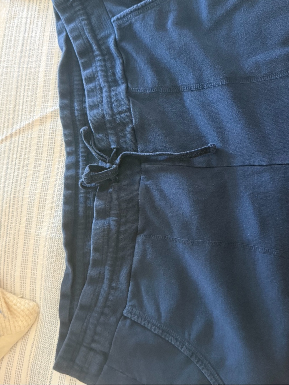 Johnny Was Woman's Navy Embroidered Jogger Pants 1X - Picture 7 of 8